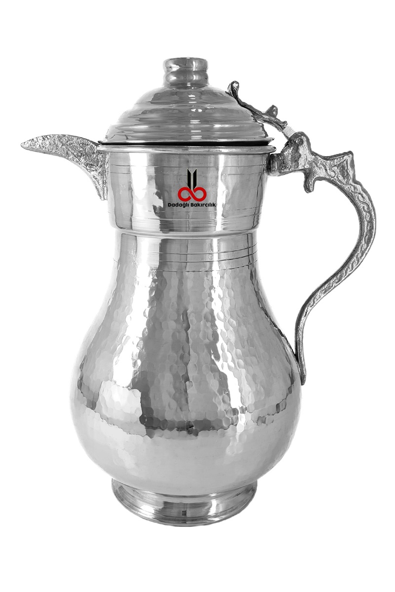 Jug With Spinning Lid